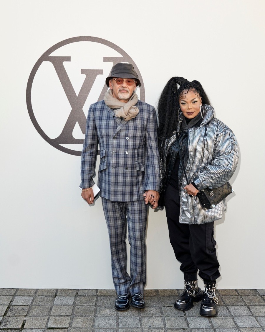 PFW: Tα πιο fashionable backstage looks από το show του Louis Vuitton - Φωτογραφία 3