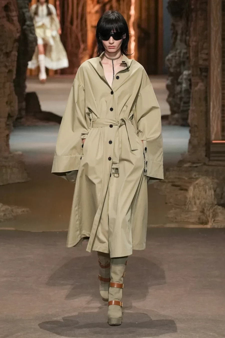 H Paris Fashion Week σήκωσε αυλαία μ' ένα καθηλωτικό show από τον οίκο Dior- Φωτογραφία 29