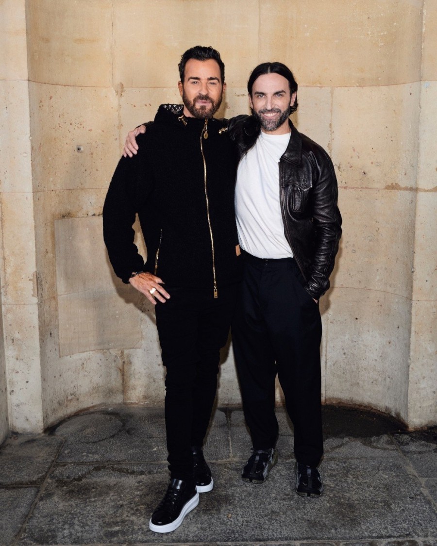 PFW: Tα πιο fashionable backstage looks από το show του Louis Vuitton - Φωτογραφία 6