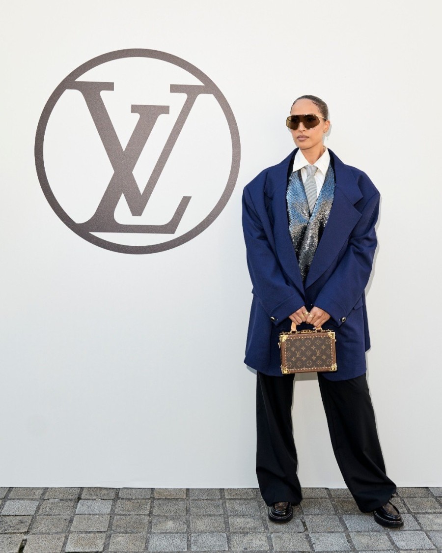 PFW: Tα πιο fashionable backstage looks από το show του Louis Vuitton - Φωτογραφία 9