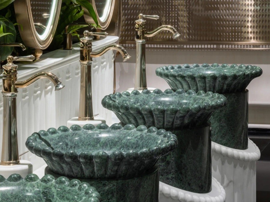 Δείτε το πιο εντυπωσιακό public bathroom του κόσμου - Φωτογραφία 3