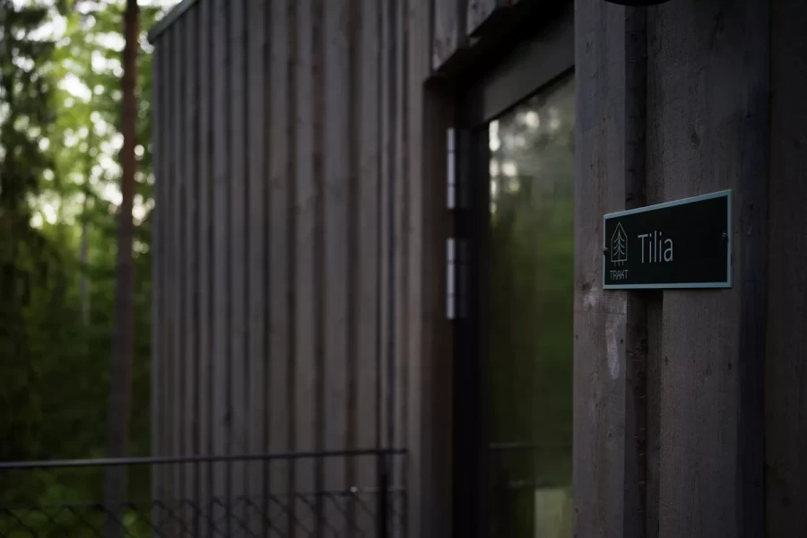 Περιηγηθείτε στο minimal Trakt Forest Hotel της νότιας Σουηδίας- Φωτογραφία 1