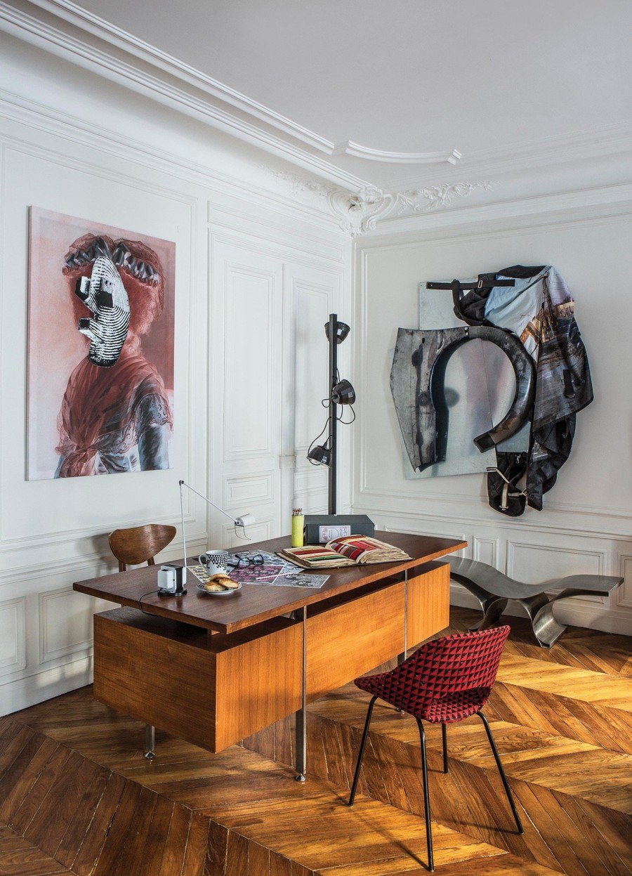 Το διαμέρισμα του designer Sacha Walckhoff αποδεικνύει ότι μπορούμε να εμπιστευτούμε το θεατρικό mix & match στο design - Φωτογραφία 4