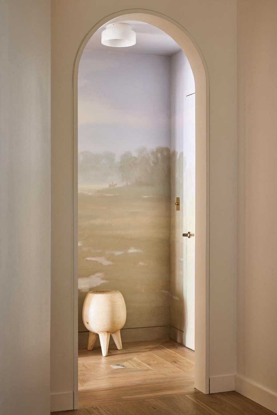 Αυτή η μοντέρνα κατοικία στο Chelsea αποδεικνύει ότι το ροζ χρώμα μπορεί να είναι απόλυτα κομψό - Φωτογραφία 7