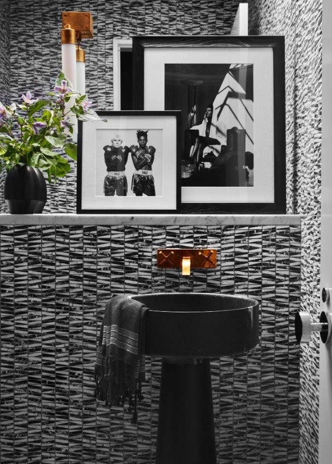 Η ηθοποιός του Grey's Anatomy, Ellen Pompeon ανοίγει το mid-century Malibu beach house της - Φωτογραφία 5