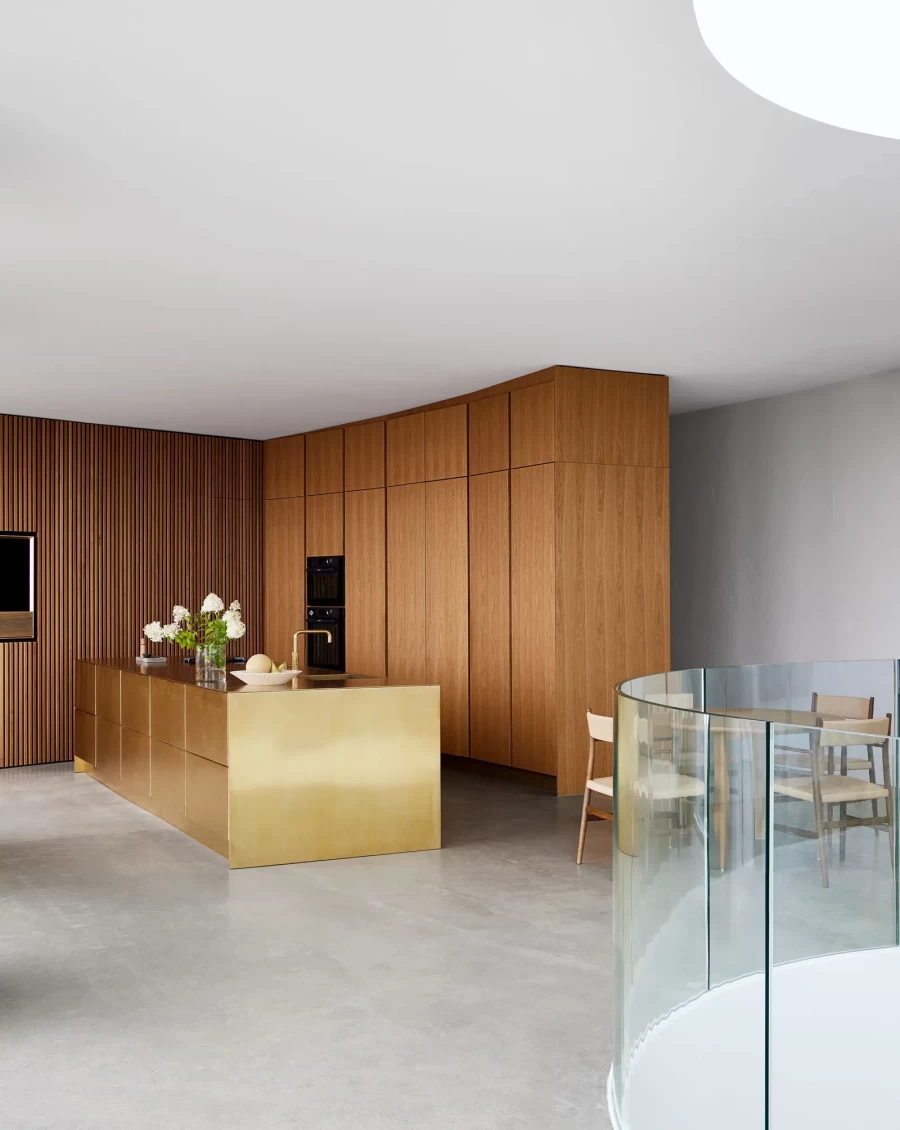 Περιηγηθείτε στη φουτουριστική κατοικία, που σχεδίασε ο Bjarke Ingels- Φωτογραφία 4