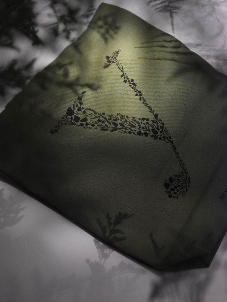 H καταπράσινη Verdant Edition by Yatzer άνθισε για τρεις μέρες στο yatzerlab- Φωτογραφία 11