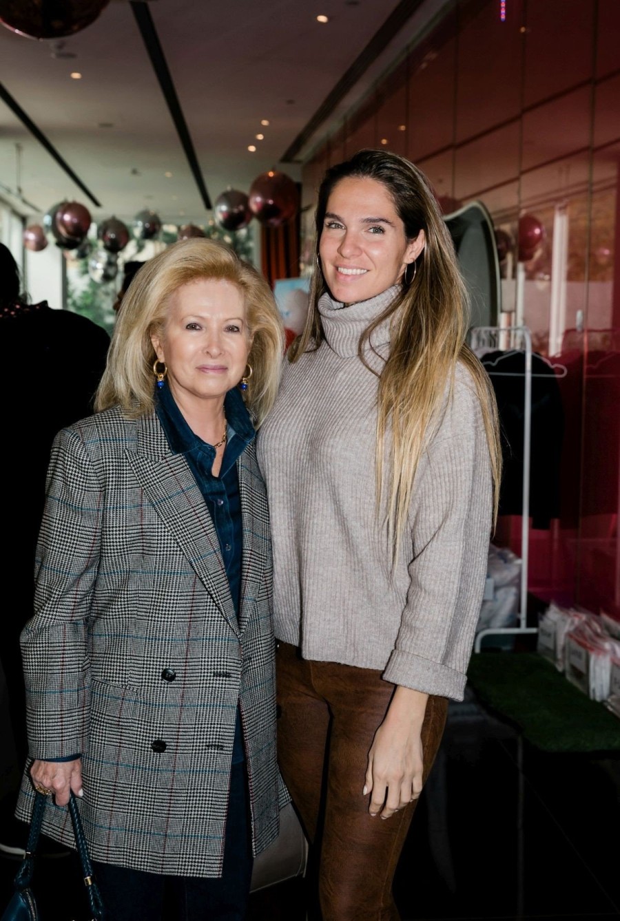 Ένα χριστουγεννιάτικο bazaar γεμάτο Ελπίδα πραγματοποιήθηκε στο Semiramis- Φωτογραφία 5