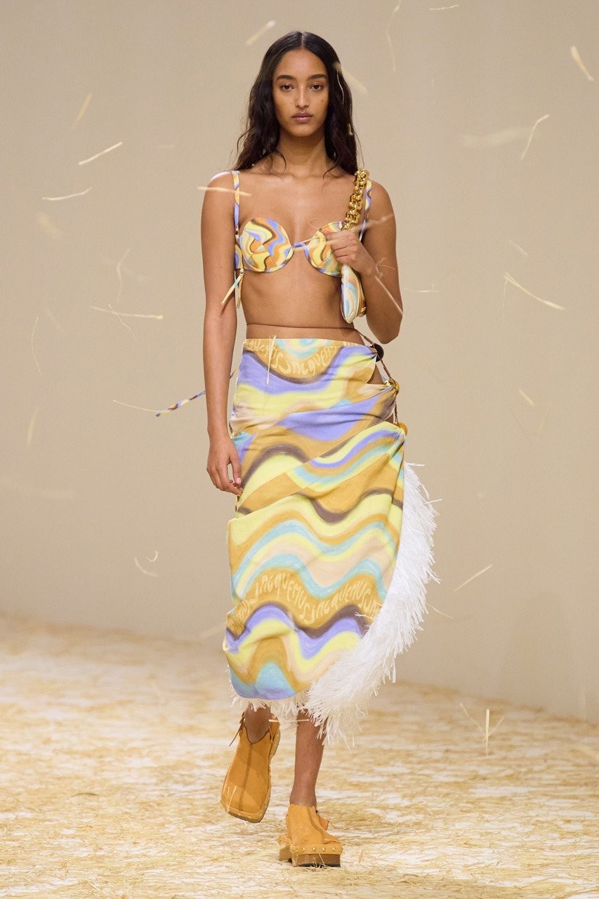 Le Raphia: Το SS23 show του Jacquemus ήταν ένας ύμνος στο πιο τέλειο καλοκαίρι- Φωτογραφία 13