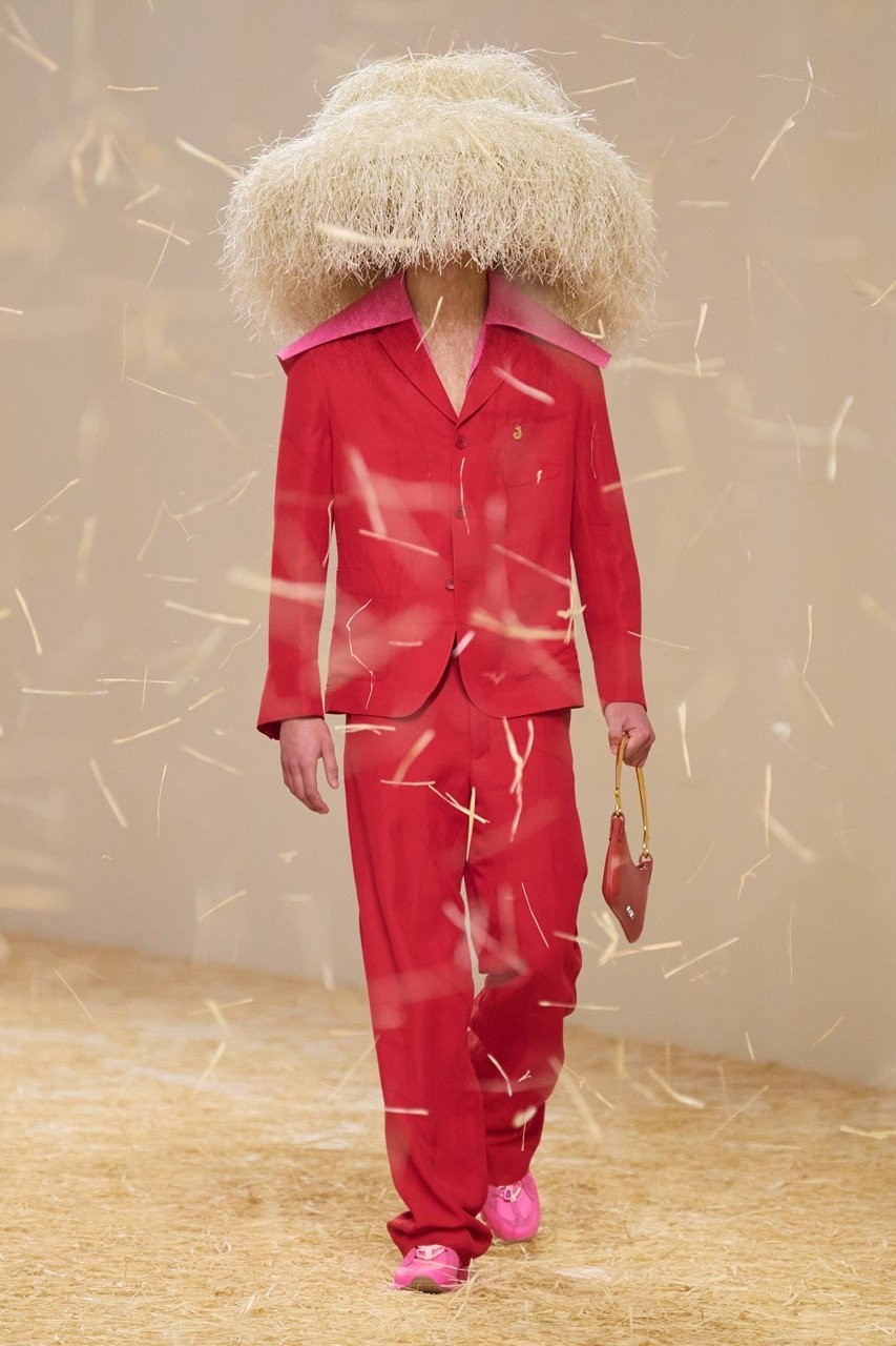 Le Raphia: Το SS23 show του Jacquemus ήταν ένας ύμνος στο πιο τέλειο καλοκαίρι- Φωτογραφία 23