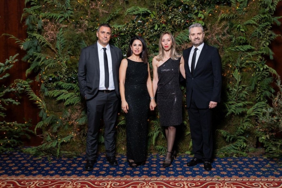 Λάμψη και μαγευτική ατμόσφαιρα στο pre-Christmas Champagne Gala του Συλλόγου Φίλων του Κολλεγίου Ανατόλια - Φωτογραφία 50