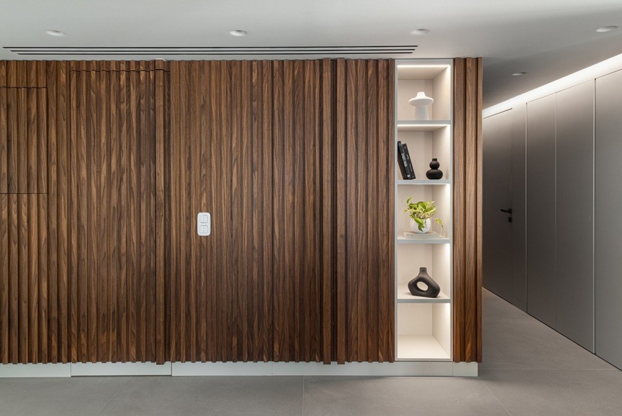 Ένα διαμέρισμα στην παραλία της Θεσσαλονίκης με απαράμιλλη θέα γίνεται το απόλυτο αστικό όνειρο - Φωτογραφία 5