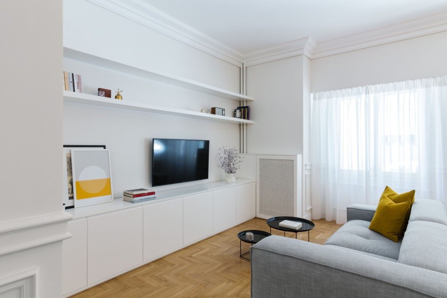 Ένα ευρηματικό διαμέρισμα στο Κολωνάκι που καταφέρνει και χωράει τα πάντα - Φωτογραφία 8