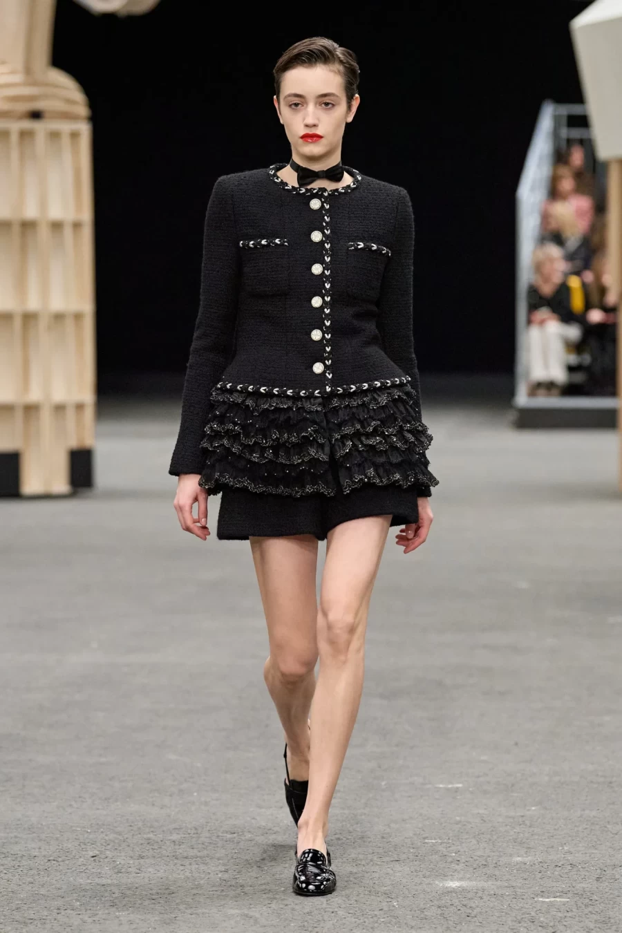 Η Chanel προσέφερε μία «παιχνιδιάρικη» νότα στην Haute Couture Fashion Week στο Παρίσι- Φωτογραφία 12