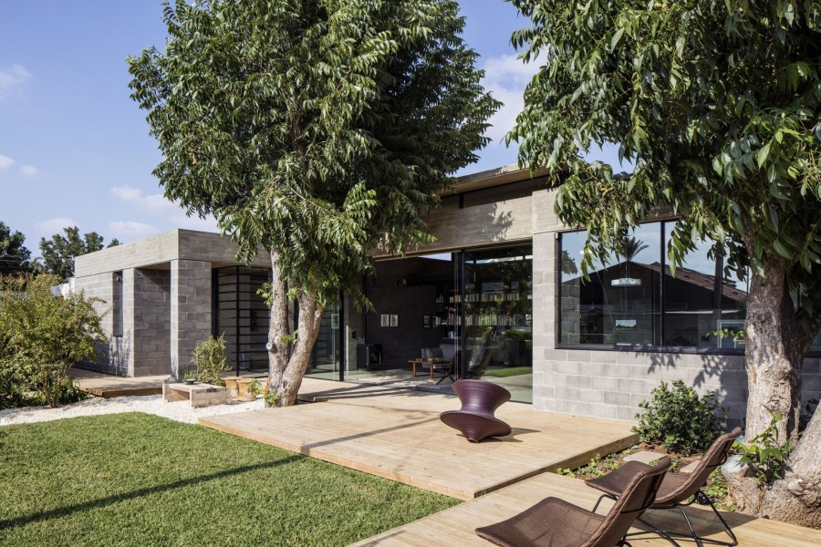 Μια μαγική ισόγεια κατοικία με αδρά βιομηχανικά υλικά και φιλόξενη φωτεινή ατμόσφαιρα- Φωτογραφία 6