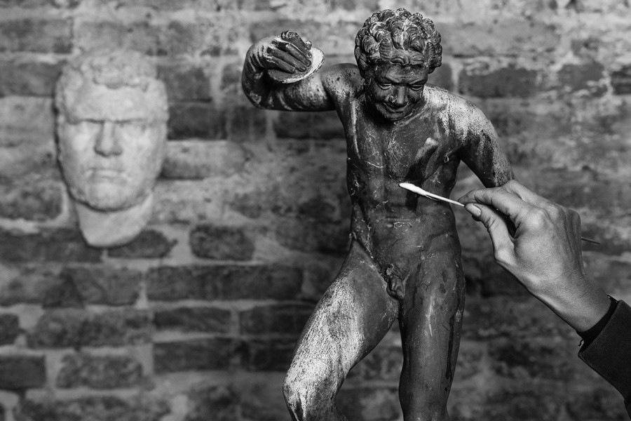 Νίκος Αλιάγας: Μιλήσαμε λίγο πριν και λίγο μετά τα εγκαίνια της έκθεσης “Regards Vénitiens” στη Βενετία - Φωτογραφία 3