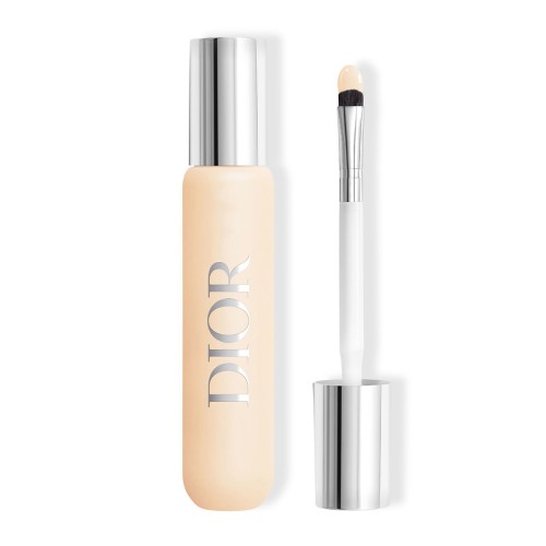  Dior Backstage Face & Body Flash Perfector Concealer  