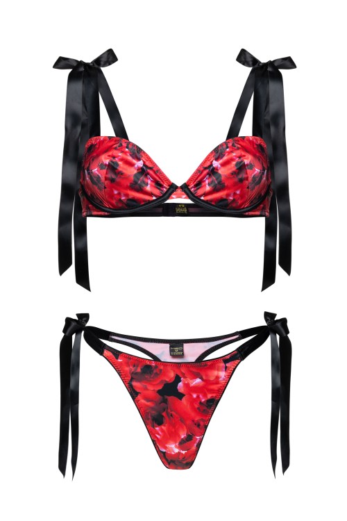  Romantic lingerie set 