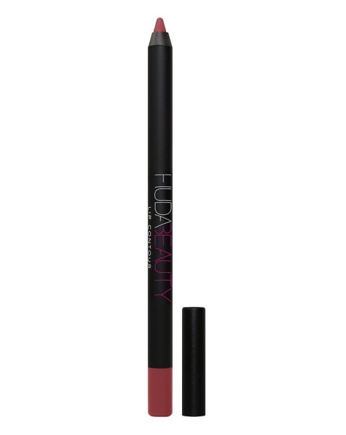  Deep red lipstick 