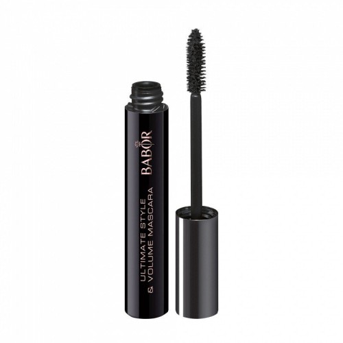  Voluminous lashes 