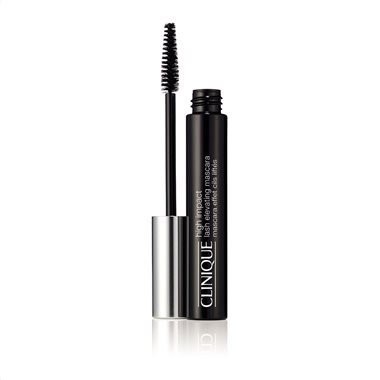  Voluminous lashes 