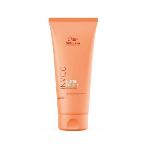  Moisturise dry hair 