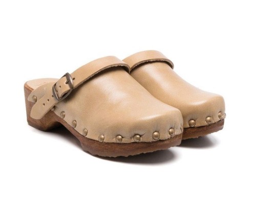  Clogs 