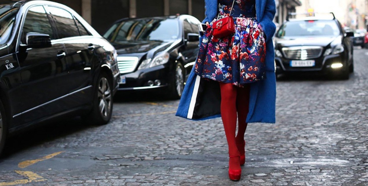 Συμβουλές για να τολμήσετε τα χρωματιστά καλσόν