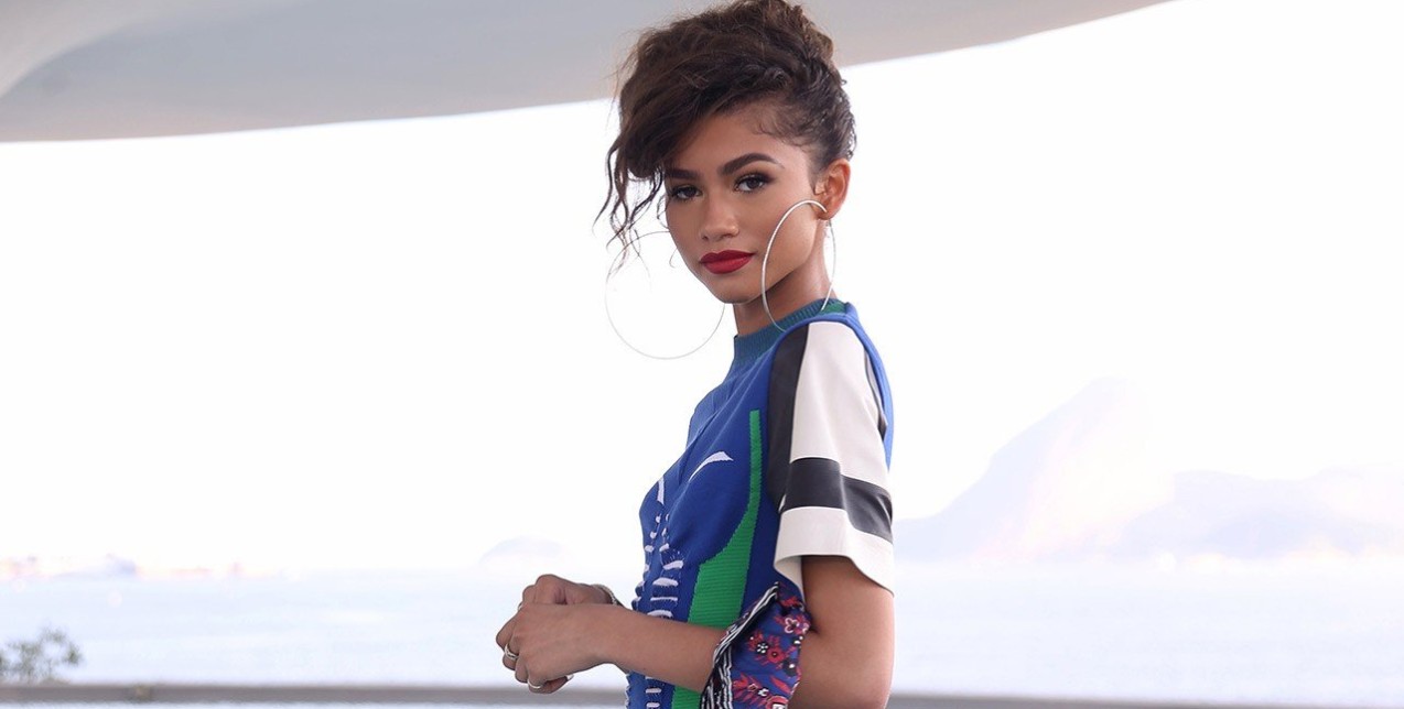 Αποκτήστε το φρέσκο και νεανικό στιλ της Zendaya 