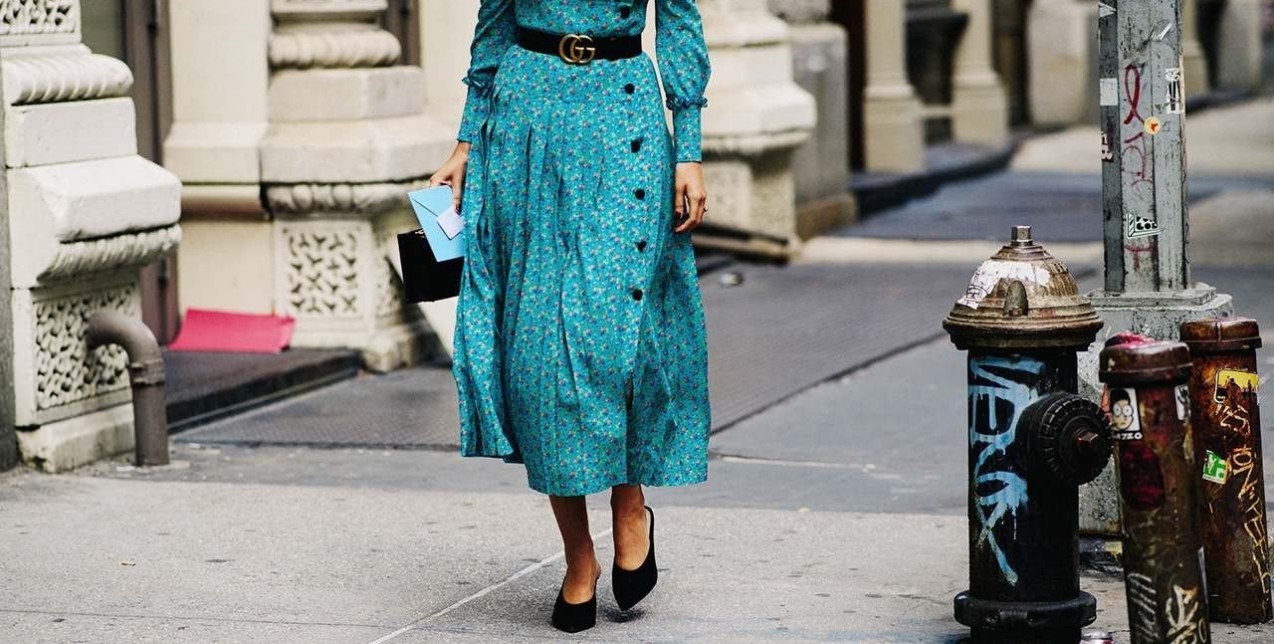 Τα παπούτσια που ταιριάζουν άψογα με τα midi dress σας