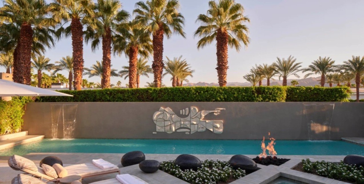 Μαγευτείτε από μια λαμπερή έπαυλη στο Rancho Mirage της Νότιας Καλιφόρνια 