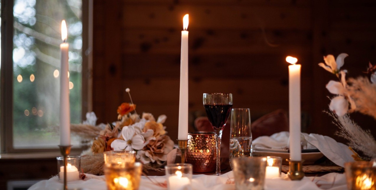 5 expert-approved συμβουλές που θα σας μετατρέψουν στον καλύτερο οικοδεσπότη 