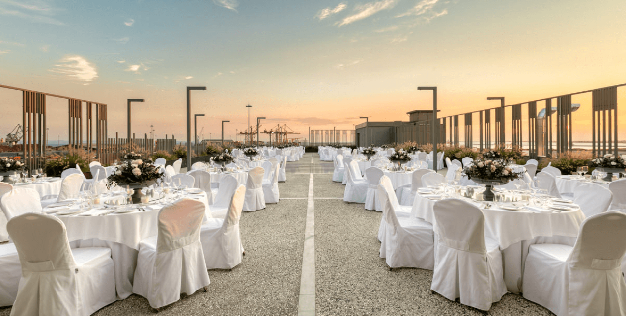 The unforgettable wedding: Ο πιο ρομαντικός προορισμός της πόλης για τη δεξίωση του γάμου σας