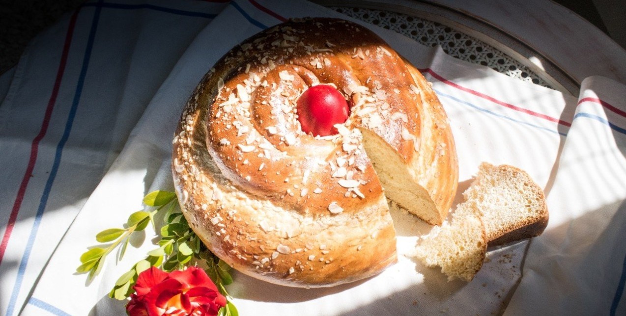 Last minute τσουρέκια: Οι πιο εύκολες και νόστιμες συνταγές 