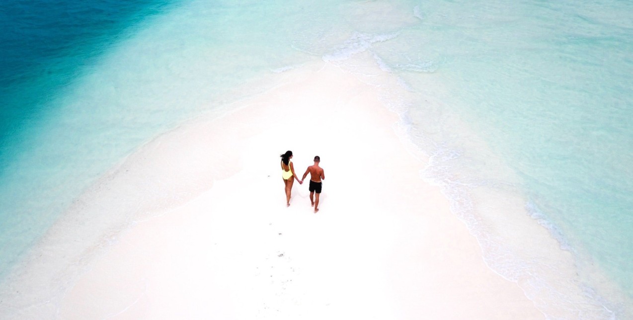 Πώς να κάνετε τις πρώτες διακοπές με τη σχέση σας χωρίς να χωρίσετε