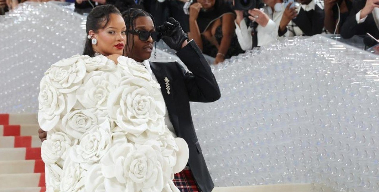 Met Gala 2023: Μια βραδιά-ωδή στον Karl Lagerfeld γεμάτη με λάμψη και extravagant looks