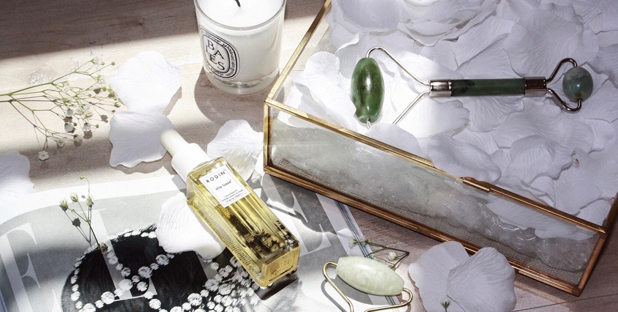 Beauty rituals: Γνωρίζετε τα πραγματικά benefits του face rolling;