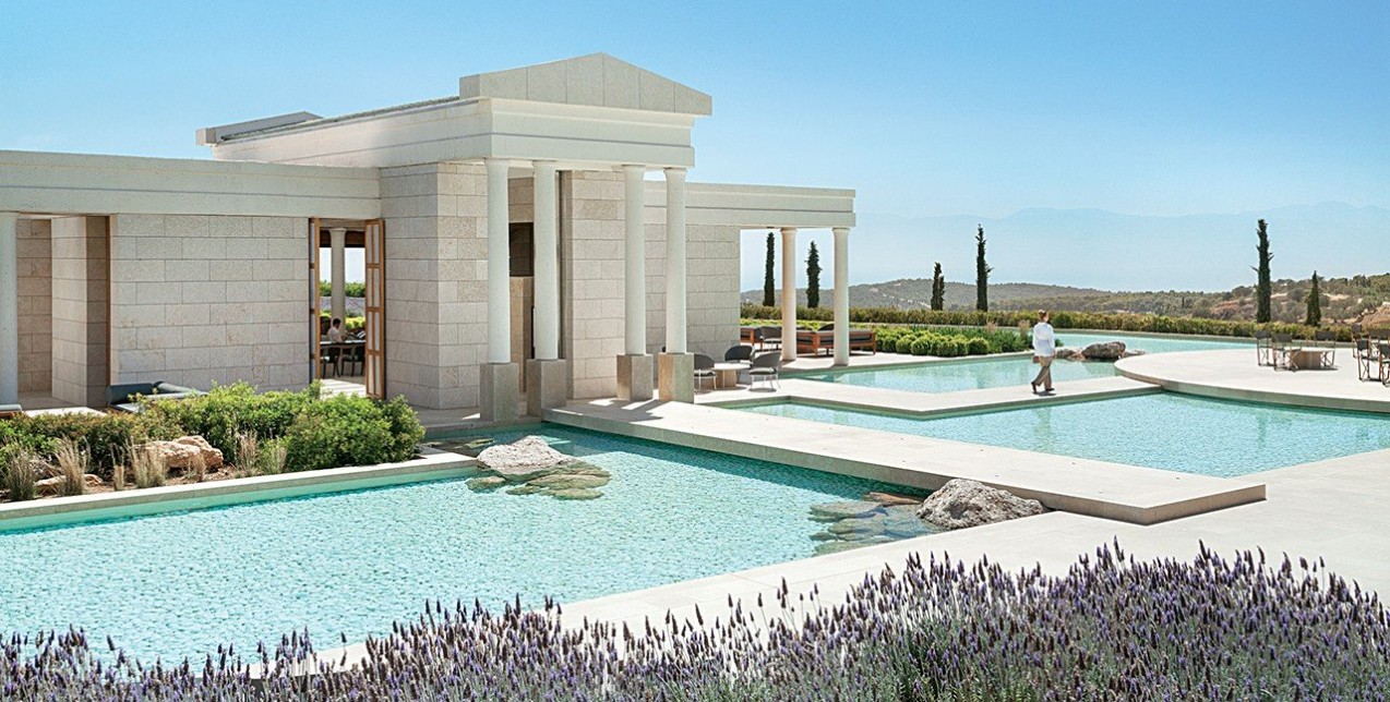 To Amanzoe στην Πελοπόννησο συμπληρώνει φέτος 10 χρόνια επιτυχημένης πορείας