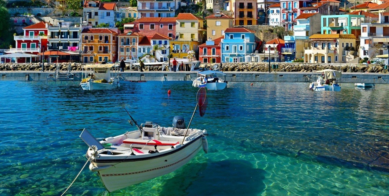 An insider guide to: Πάργα, με την Hotelier Σοφία Βλάσση 