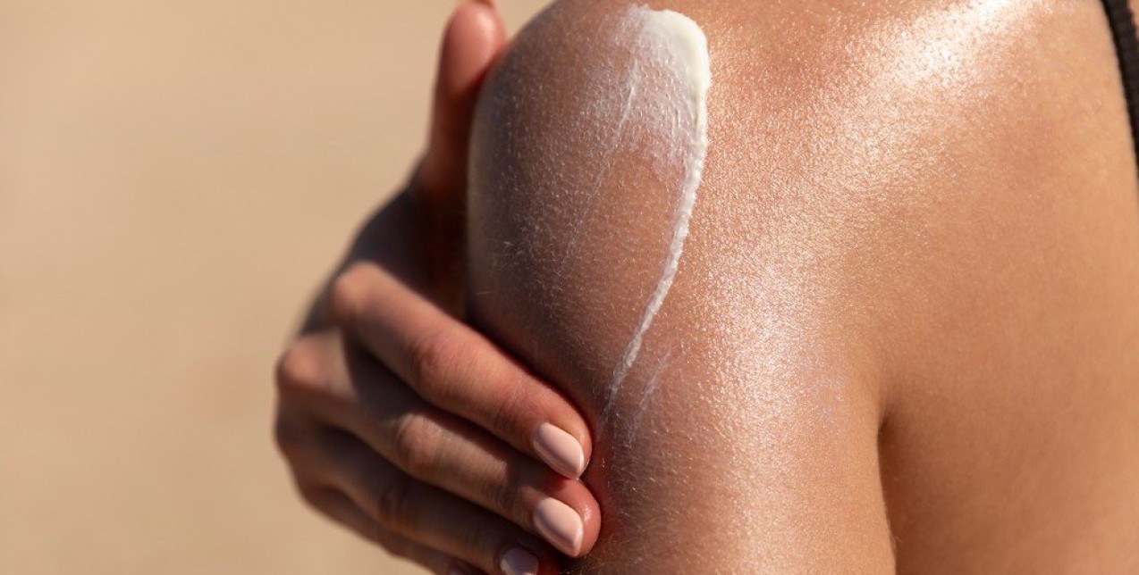 Self tan: Πώς θα αποκτήσετε σοκολατένιο χρώμα χωρίς να εκτεθείτε στον ήλιο