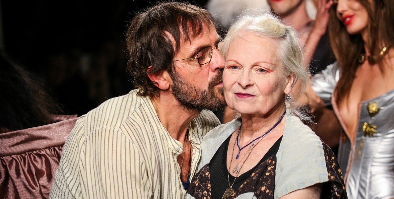Vivienne Westwood: Η έκθεση στο Λονδίνο αφιερωμένη στους iconic κορσέδες της
