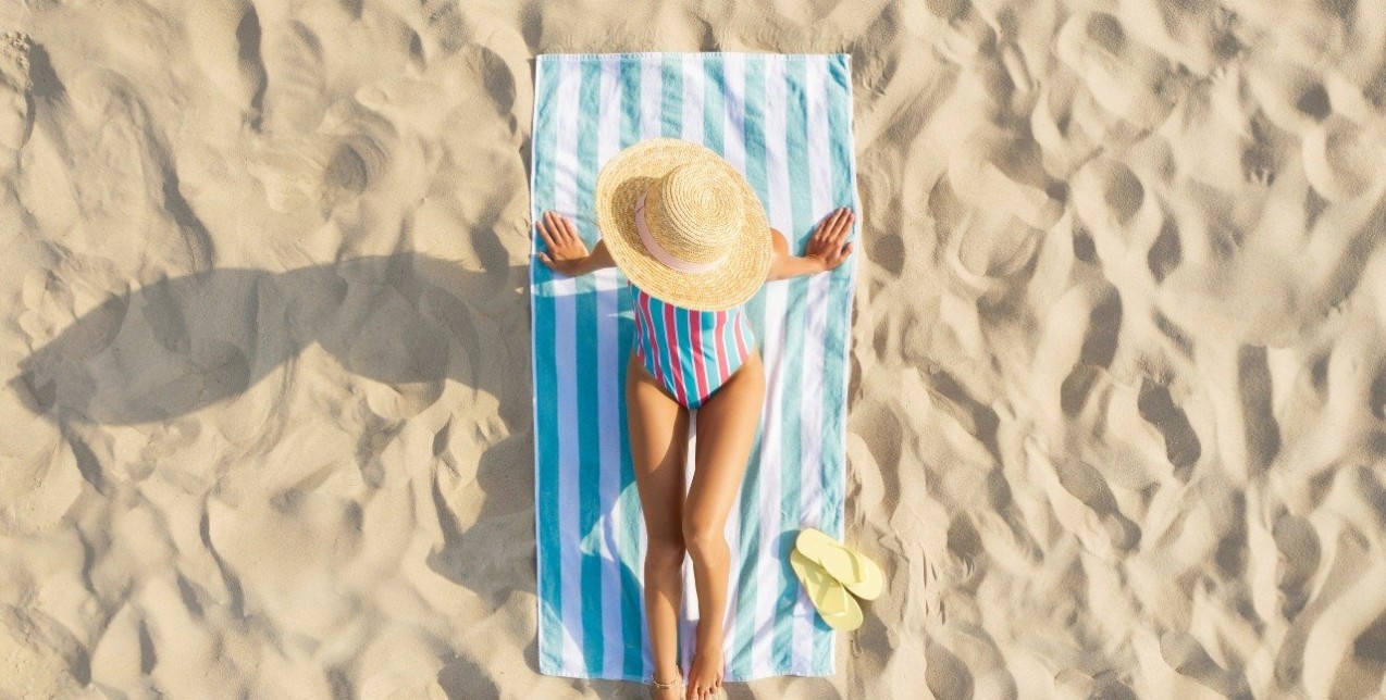 5 απαραίτητες κινήσεις για να προστατεύσουμε το δέρμα μας από τον καύσωνα 