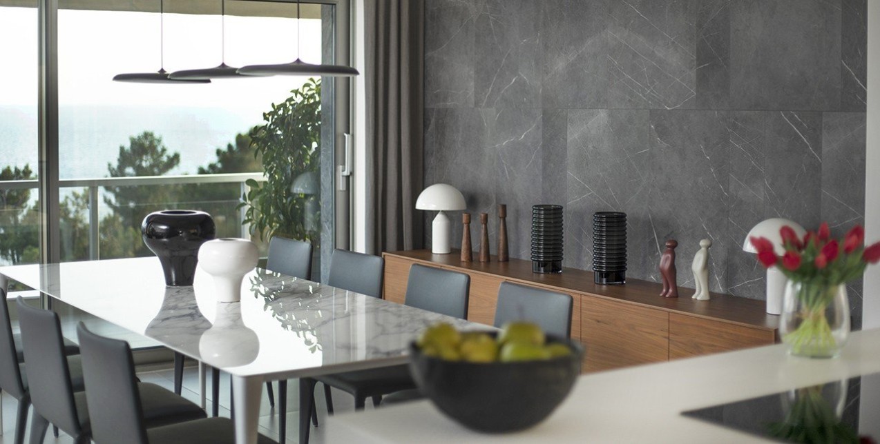 Ένα ονειρεμένο διαμέρισμα στη Νέα Κρήνη Θεσσαλονίκης ατενίζει από ψηλά τον Θερμαϊκό