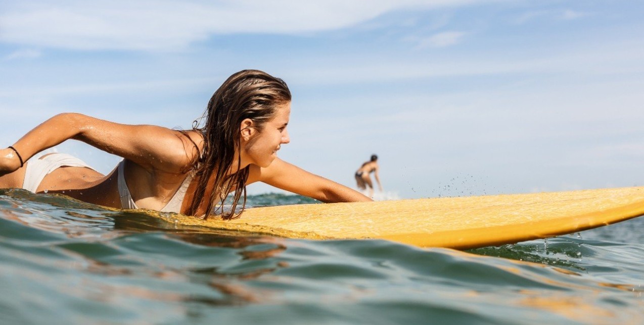 Water Exercises: Οι 5 αποτελεσματικές ασκήσεις για να κάνουμε στη θάλασσα 