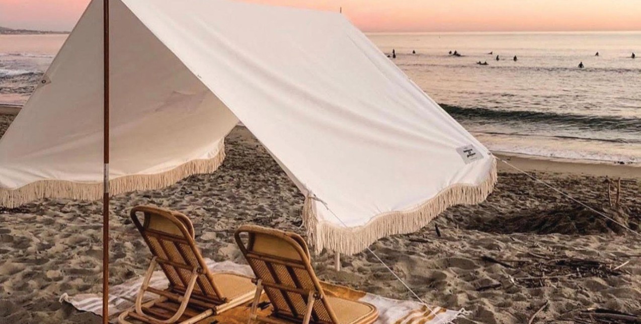 The Coastal Way of Life: Γνωρίζουμε τα πιο εκλεπτυσμένα pieces για τους εξωτερικούς μας χώρους 