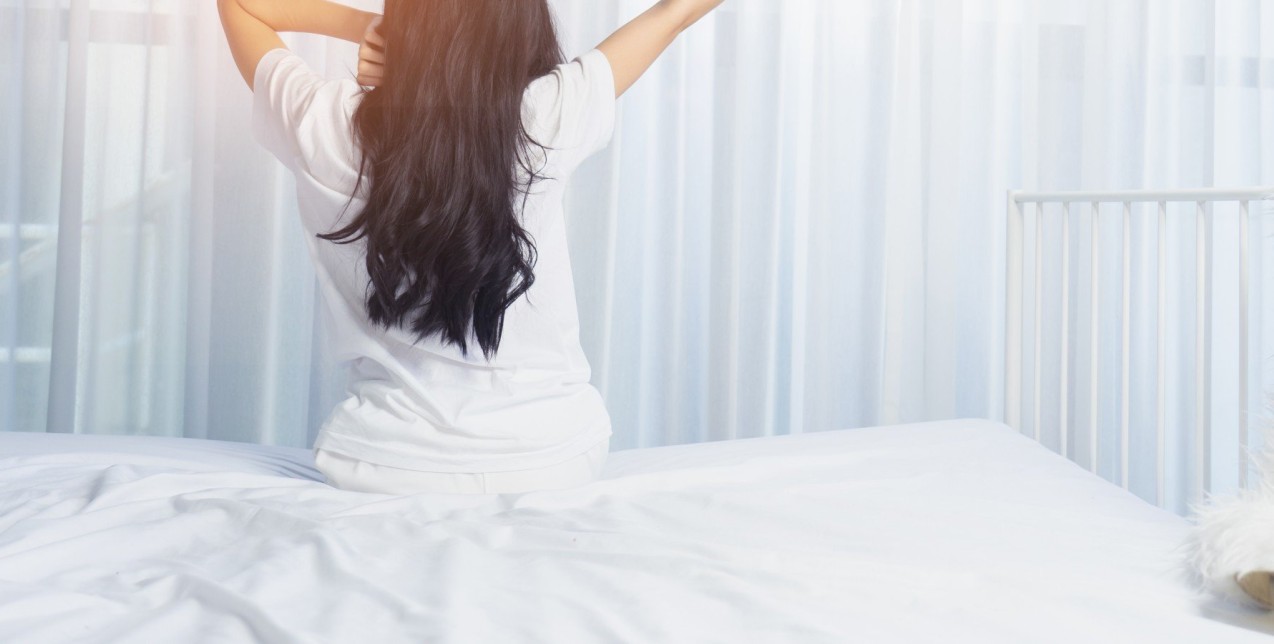 Πώς οι χαοτικές συνήθειες ύπνου του Σαββατοκύριακου μπορεί να είναι ο λόγος που αρρωσταίνετε συνεχώς