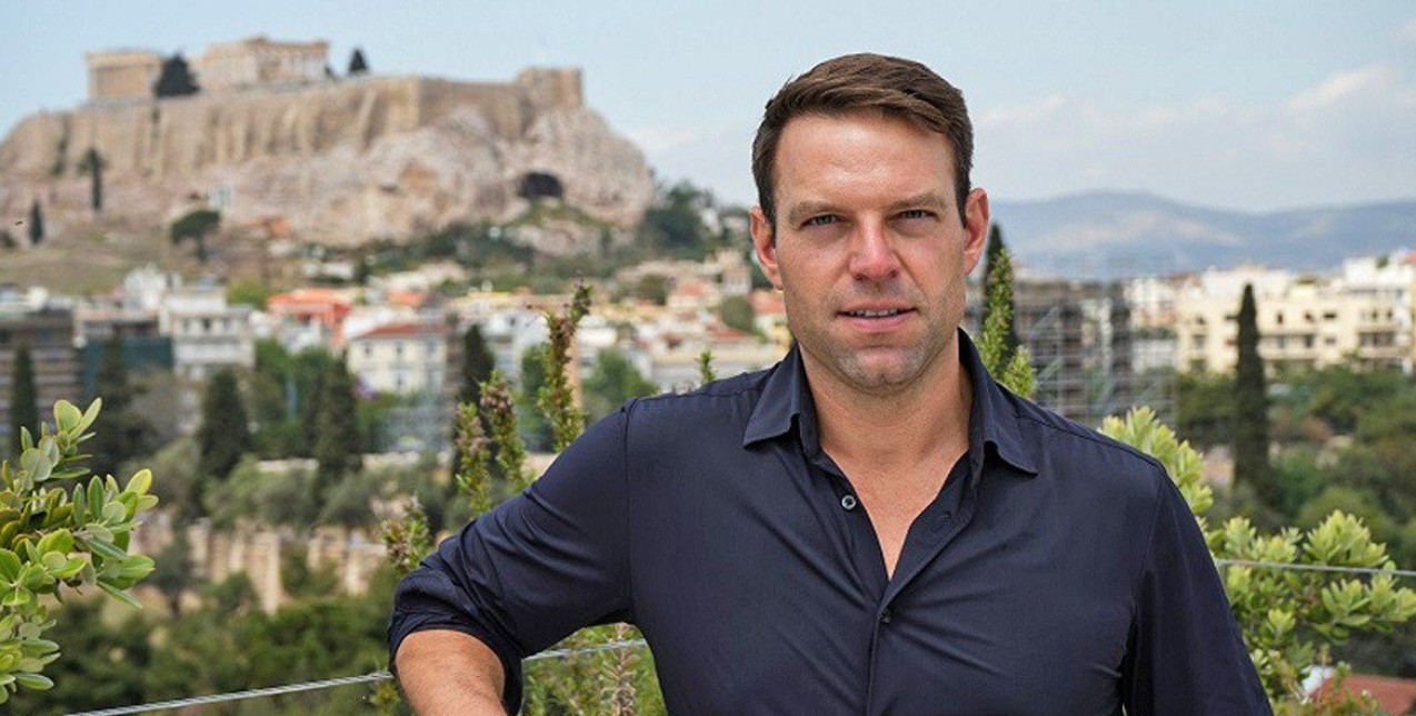 Στέφανος Κασσελάκης: 10 ενδιαφέροντα facts που πρέπει να γνωρίζετε για τον νέο πρόεδρο του ΣΥΡΙΖΑ