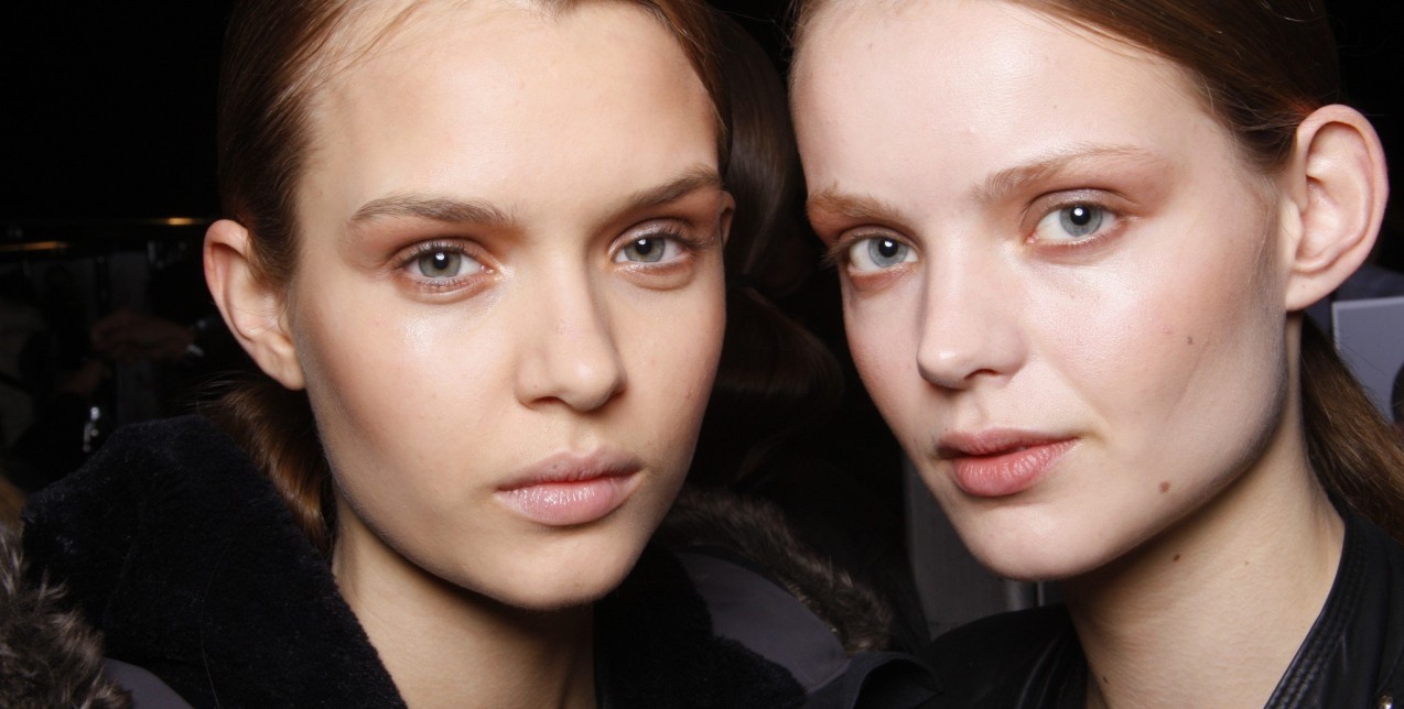 Ένας ρεαλιστικός οδηγός για να μειώσετε τους μαύρους κύκλους