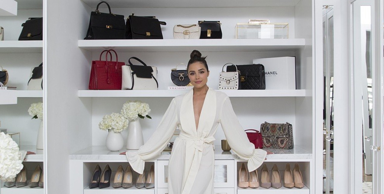 Fall wardrobe clean-out: Πώς να οργανώσετε τη ντουλάπα σας για την ερχόμενη σεζόν