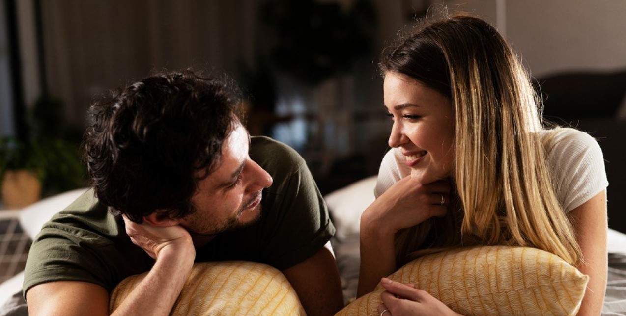 Crossover stress: Τι είναι και πώς επηρεάζει τη σχέση σας